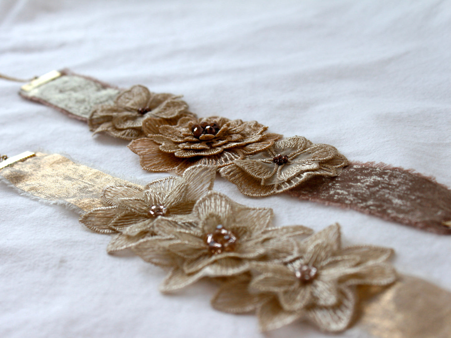 Choker Mimosa Bronce