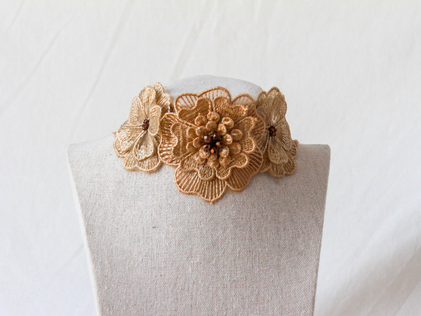 Choker Mimosa Bronce