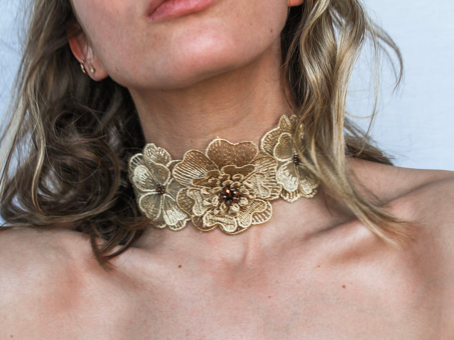 Choker Mimosa Bronce