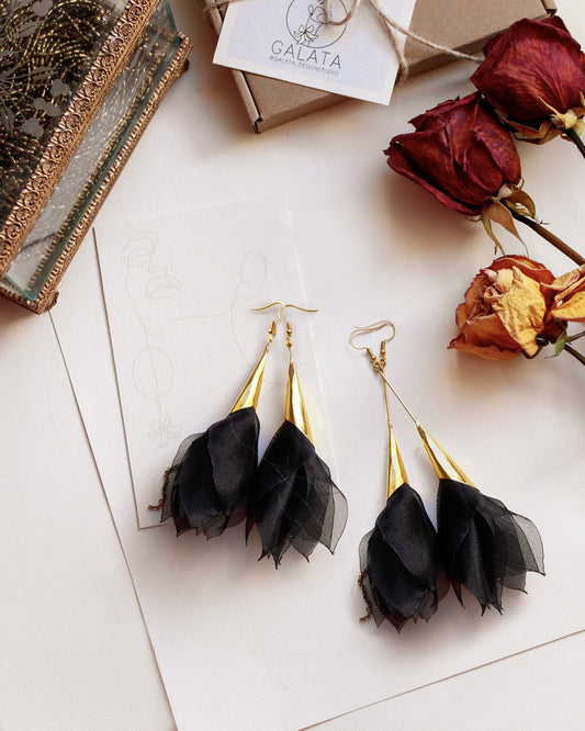 Pendientes Lirios XL negros